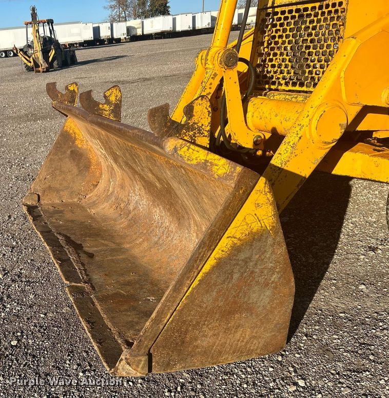 image for item KH9628 1988 John Deere 210C  backhoe