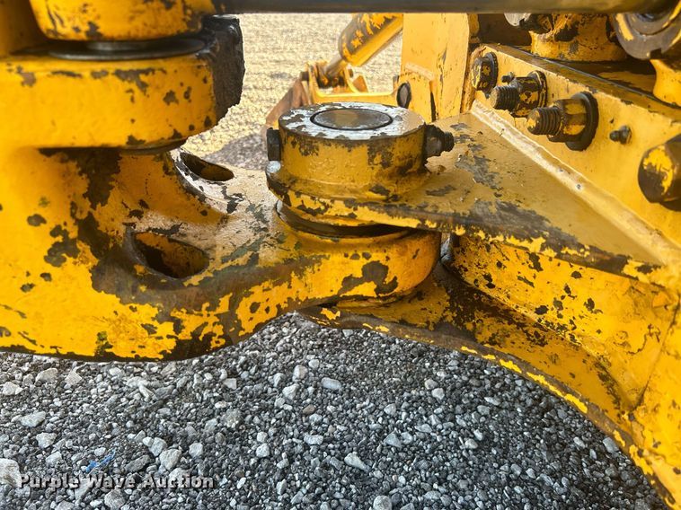 image for item KH9628 1988 John Deere 210C  backhoe