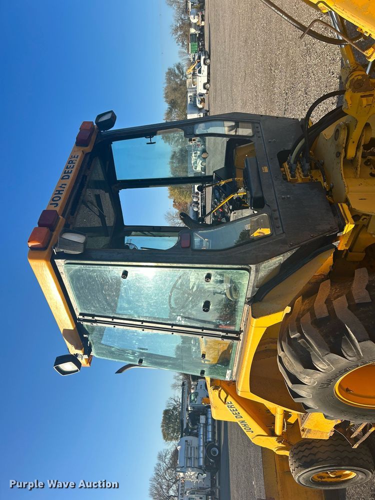 image for item KH9628 1988 John Deere 210C  backhoe