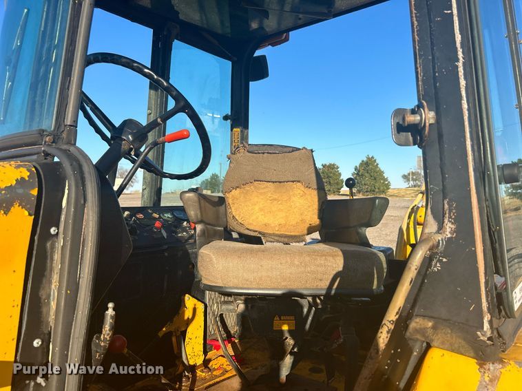 image for item KH9628 1988 John Deere 210C  backhoe