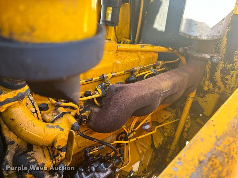 image for item KH9628 1988 John Deere 210C  backhoe