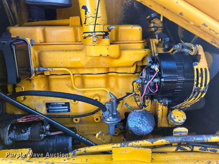 image for item KH9628 1988 John Deere 210C  backhoe