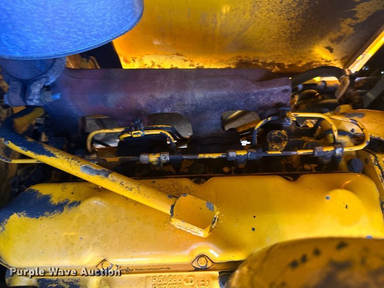 image for item KH9628 1988 John Deere 210C  backhoe