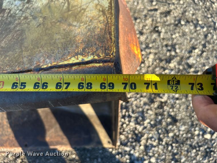 image for item KH9629 Ford  backhoe