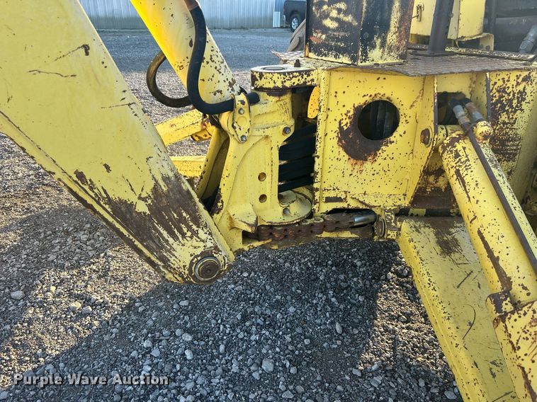 image for item KH9629 Ford  backhoe