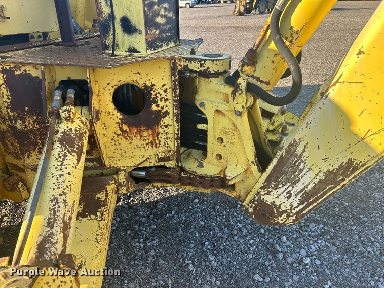 image for item KH9629 Ford  backhoe