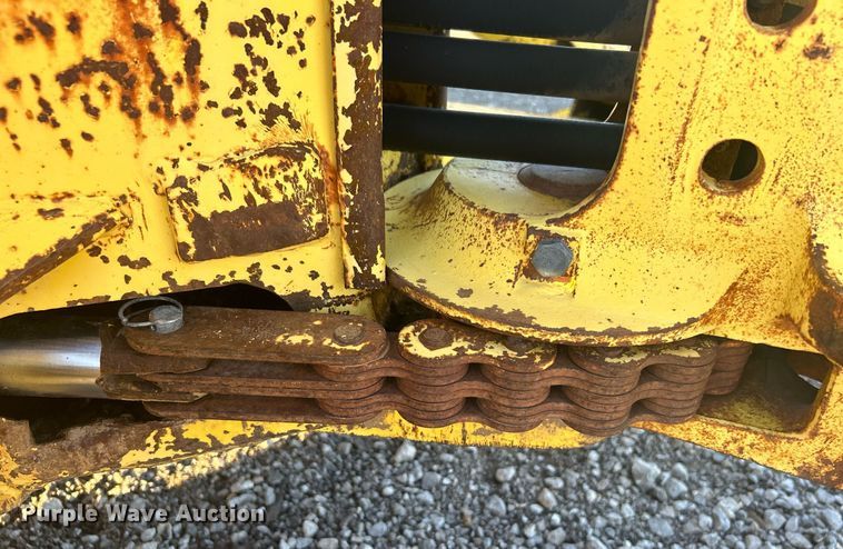 image for item KH9629 Ford  backhoe