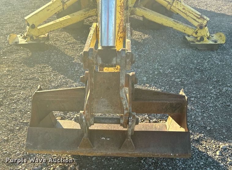image for item KH9629 Ford  backhoe