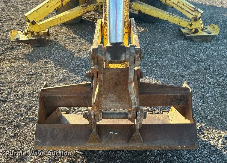 image for item KH9629 Ford  backhoe