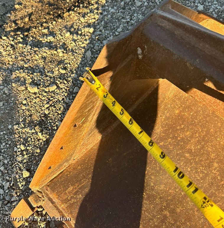 image for item KH9629 Ford  backhoe