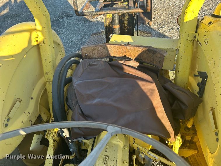 image for item KH9629 Ford  backhoe
