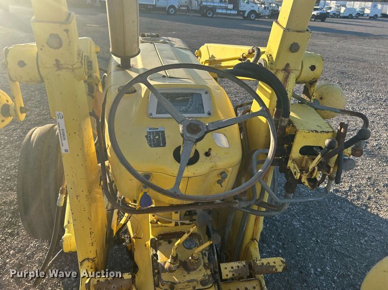 image for item KH9629 Ford  backhoe