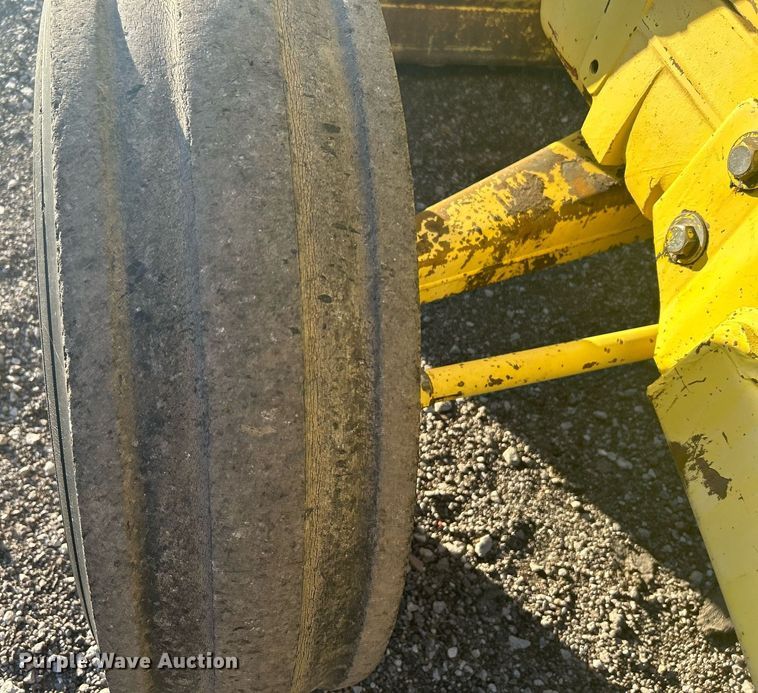 image for item KH9629 Ford  backhoe