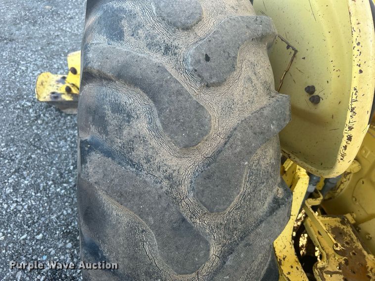 image for item KH9629 Ford  backhoe