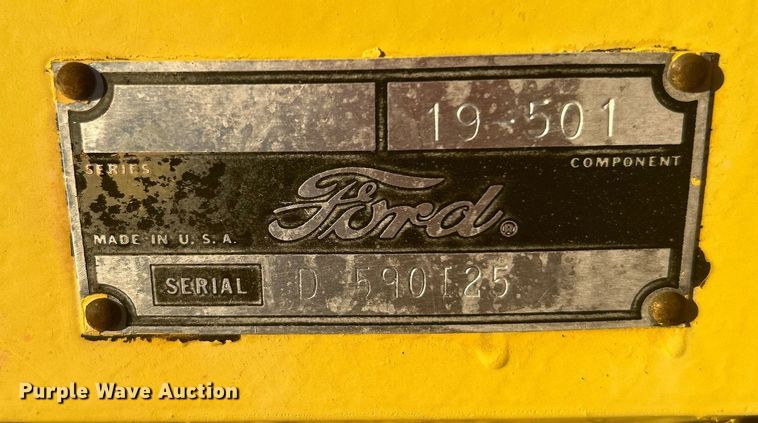 image for item KH9629 Ford  backhoe