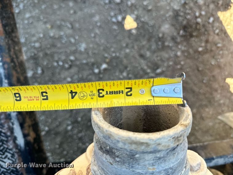 image for item KT9131 2003 International 5500i  vacuum truck