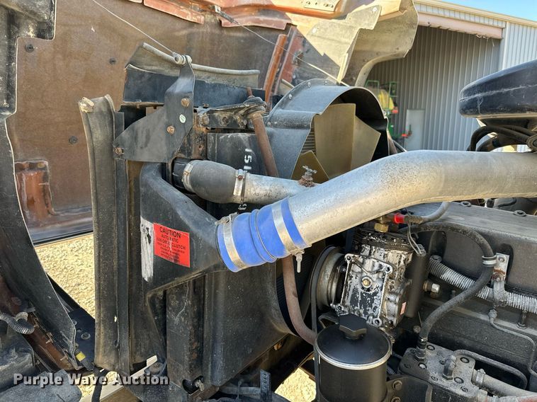 image for item KT9131 2003 International 5500i  vacuum truck