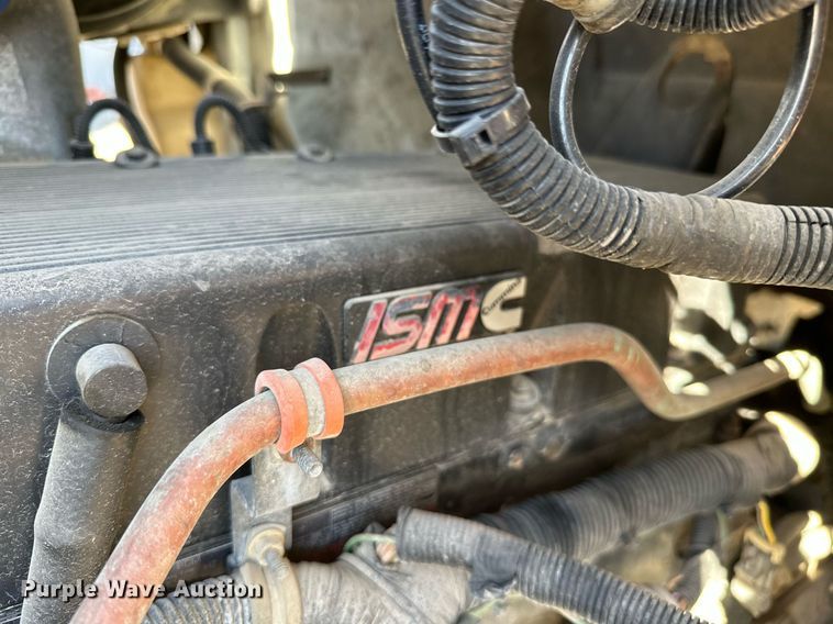 image for item KT9131 2003 International 5500i  vacuum truck