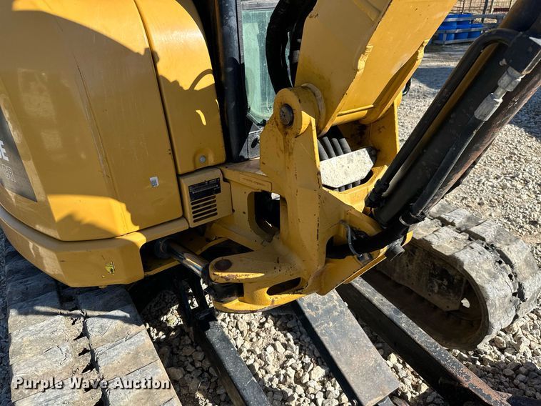 image for item KT9132 2014 Caterpillar 305E CR  mini excavator