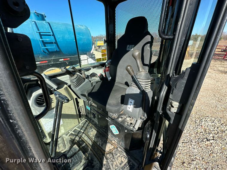 image for item KT9132 2014 Caterpillar 305E CR  mini excavator