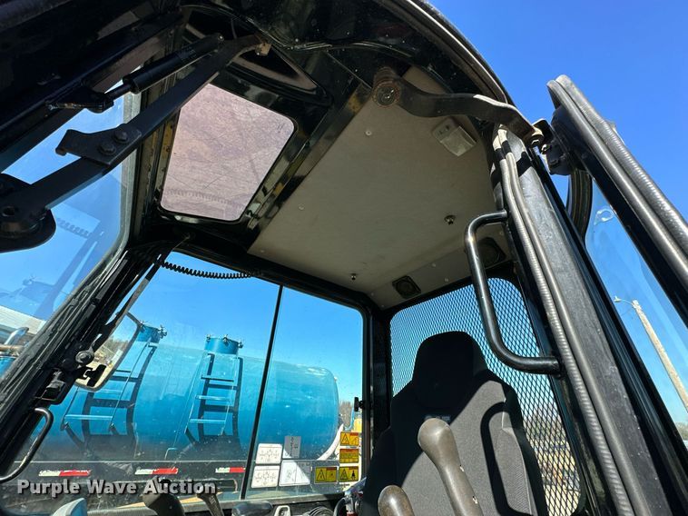 image for item KT9132 2014 Caterpillar 305E CR  mini excavator