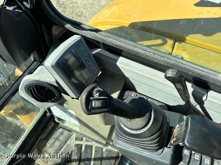 image for item KT9132 2014 Caterpillar 305E CR  mini excavator