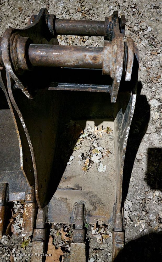 image for item KT9132 2014 Caterpillar 305E CR  mini excavator