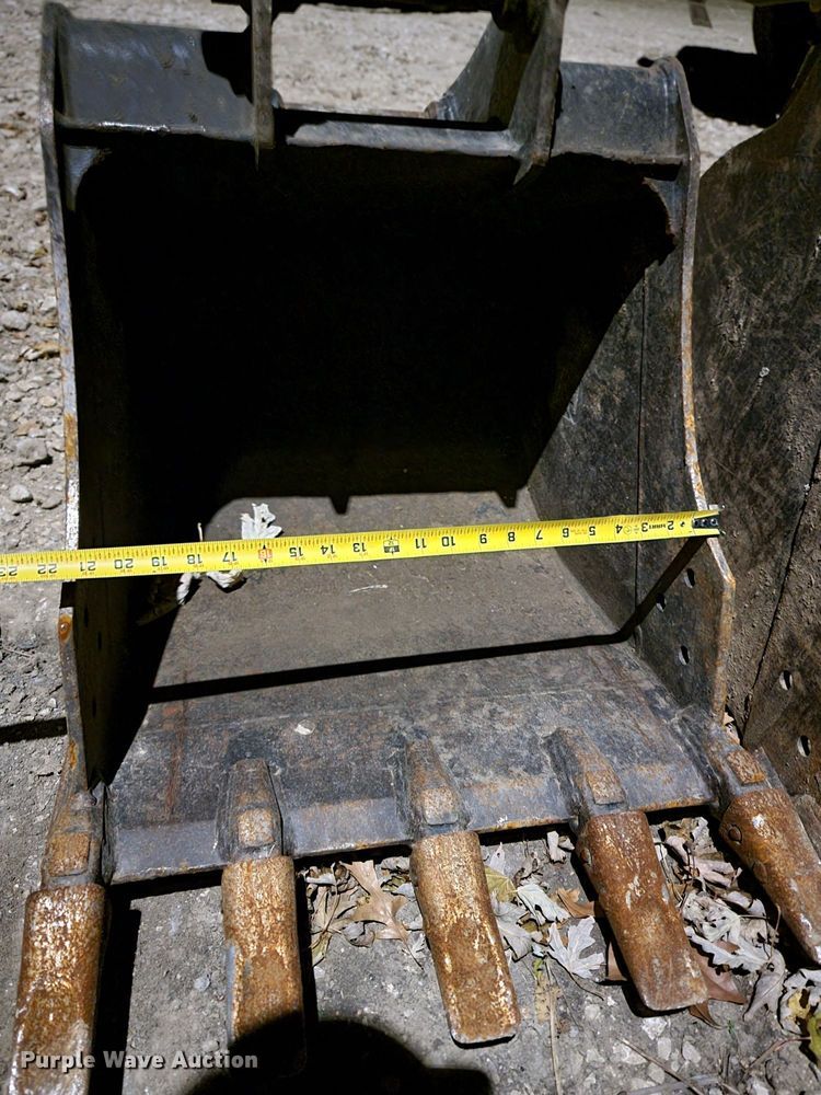 image for item KT9132 2014 Caterpillar 305E CR  mini excavator