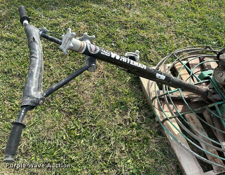 image for item KT9161 Multiquip BA48H  power trowel