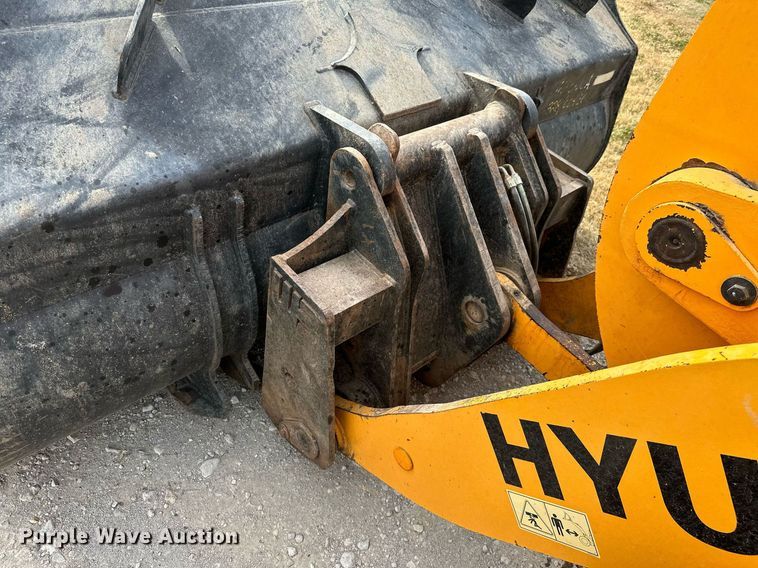 image for item KT9167 2009 Hyundai HL740-7A  wheel loader
