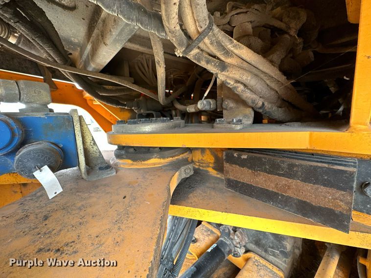 image for item KT9167 2009 Hyundai HL740-7A  wheel loader