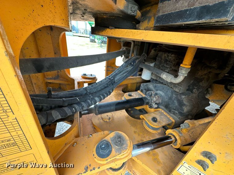image for item KT9167 2009 Hyundai HL740-7A  wheel loader