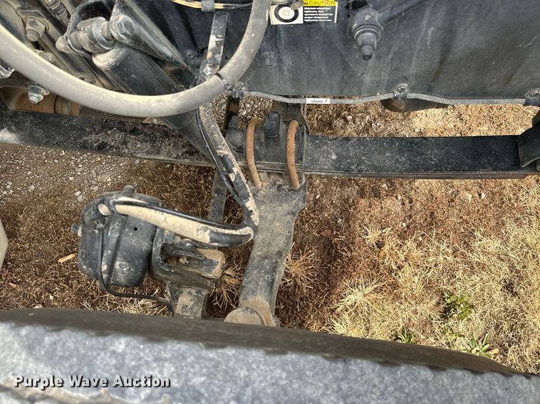 image for item KT9173 2012 Peterbilt 382  Crew Cab utility / service truck