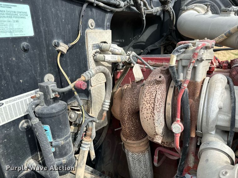 image for item KT9173 2012 Peterbilt 382  Crew Cab utility / service truck