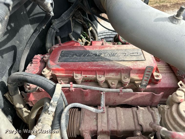 image for item KT9173 2012 Peterbilt 382  Crew Cab utility / service truck