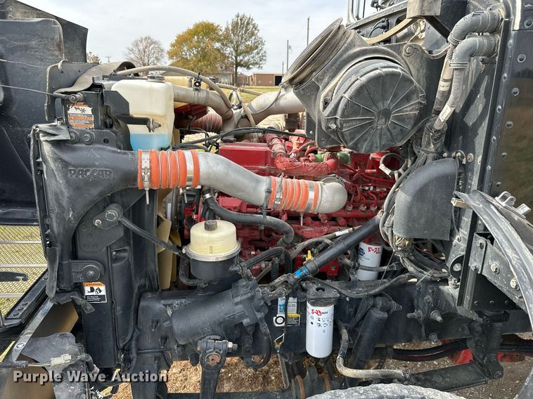 image for item KT9173 2012 Peterbilt 382  Crew Cab utility / service truck