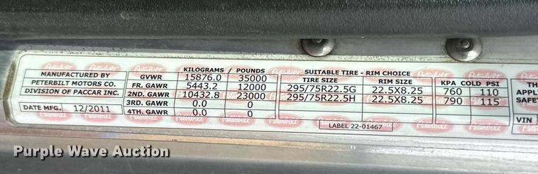 image for item KT9173 2012 Peterbilt 382  Crew Cab utility / service truck