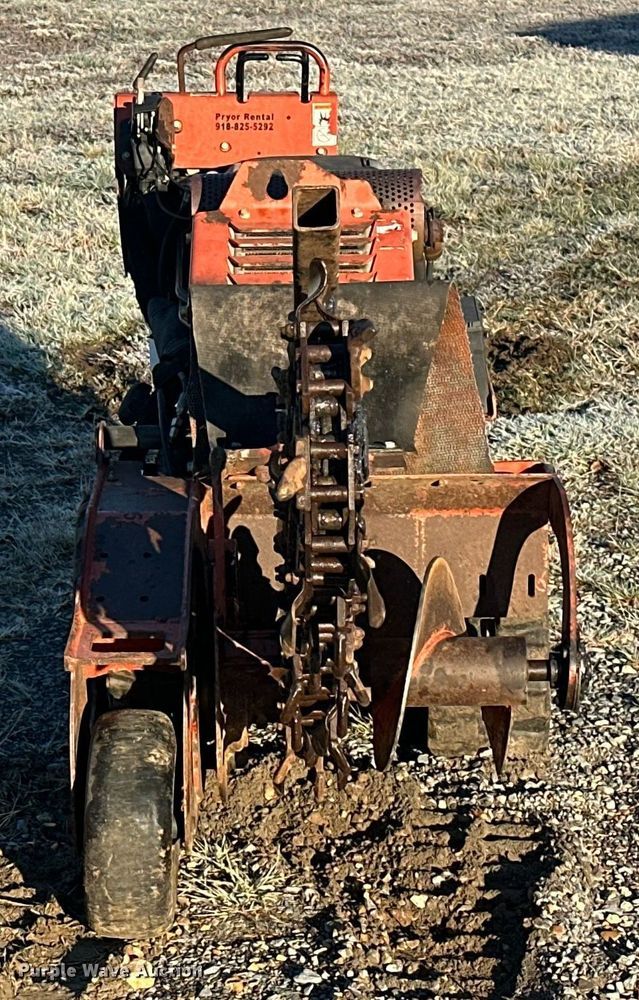 image for item KT9221 2013 Ditch Witch RT20  trencher