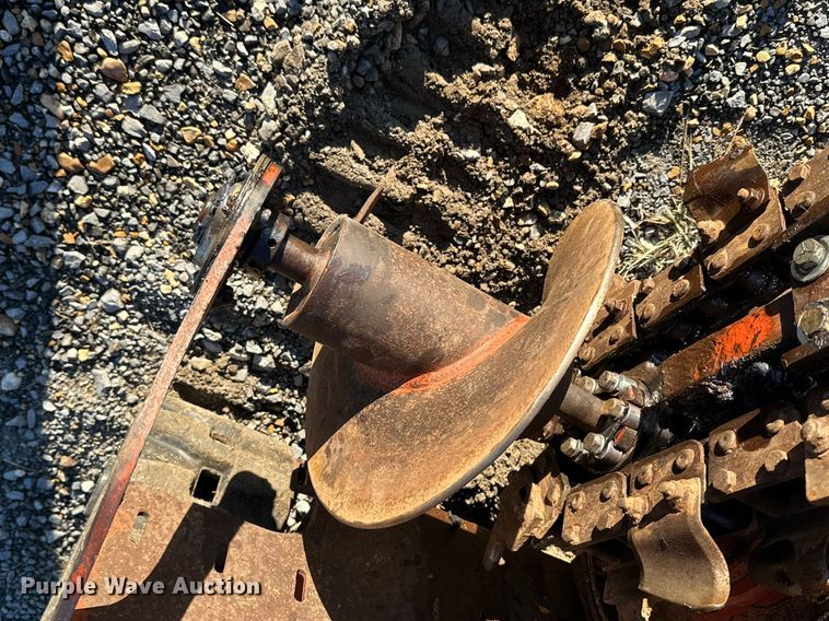 image for item KT9221 2013 Ditch Witch RT20  trencher