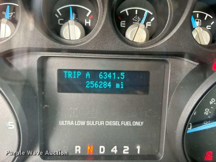 image for item KW9036 2015 Ford F750 Super Duty  dump flatbed truck