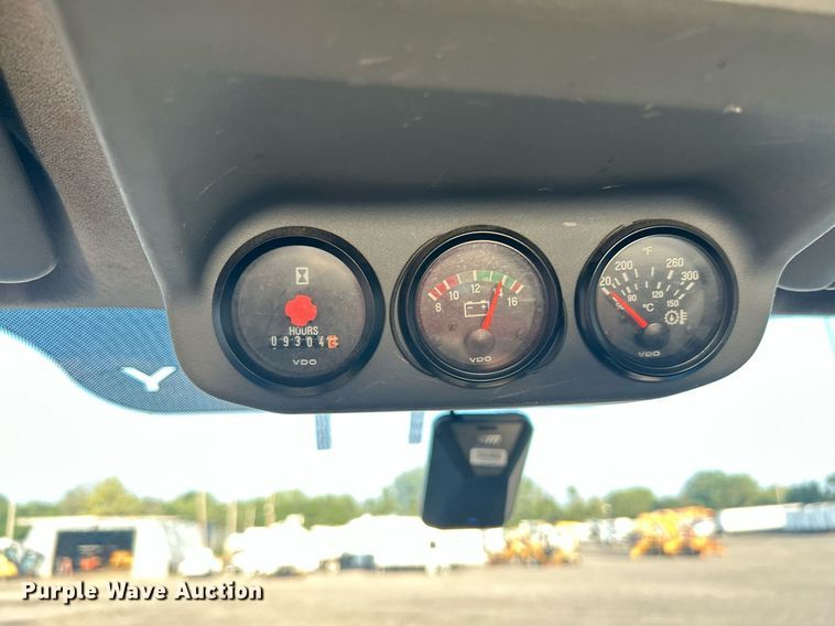 image for item KW9036 2015 Ford F750 Super Duty  dump flatbed truck