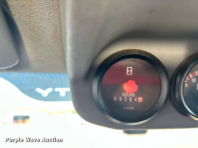 image for item KW9036 2015 Ford F750 Super Duty  dump flatbed truck