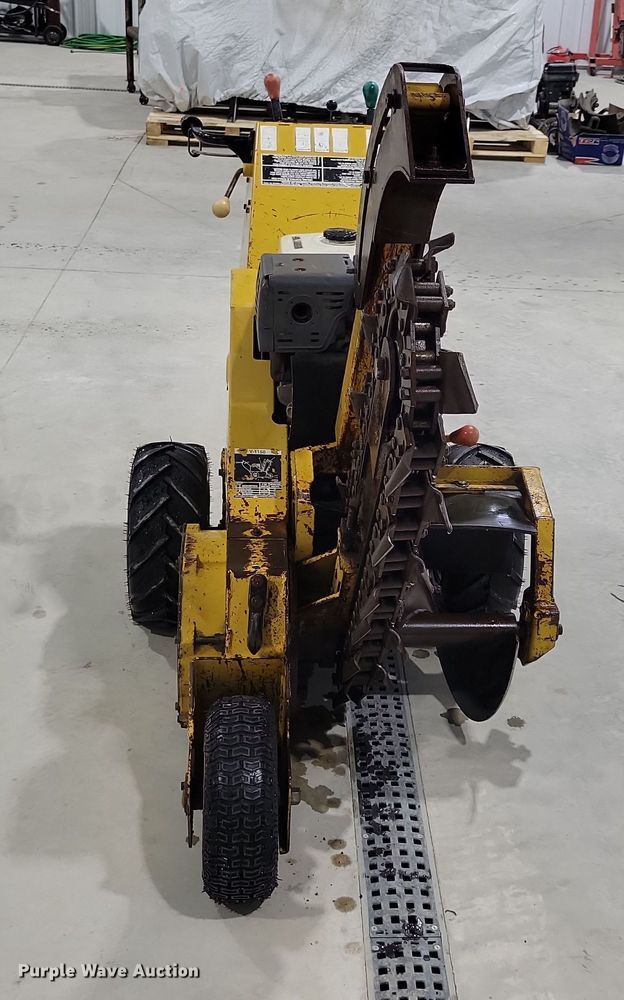 image for item LC9314 1997 Vermeer V1150  trencher