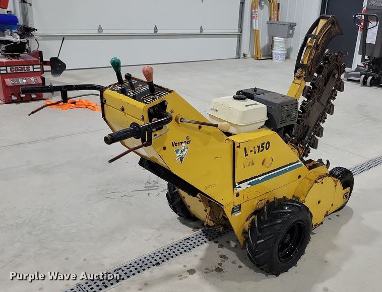 image for item LC9314 1997 Vermeer V1150  trencher