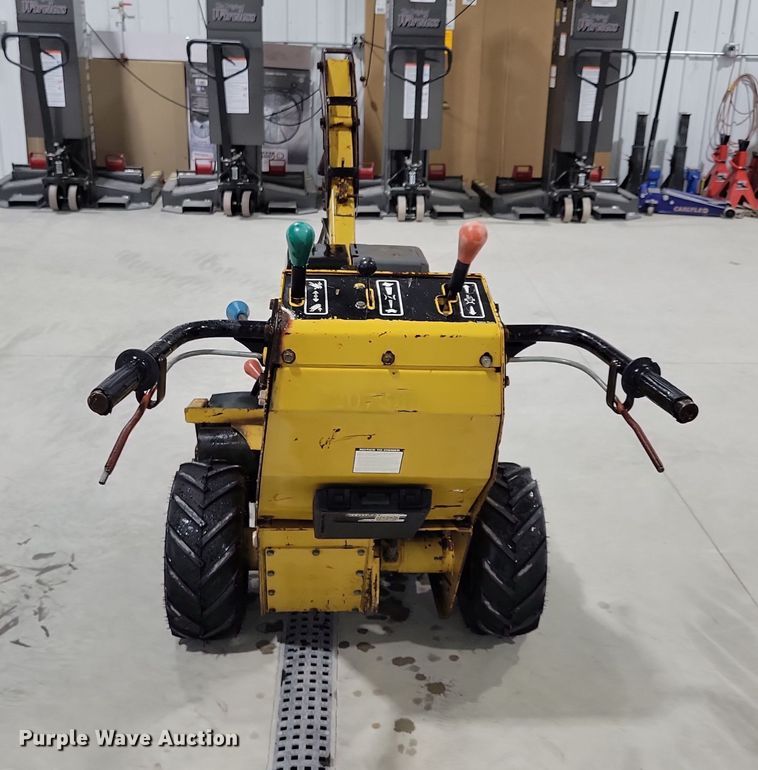 image for item LC9314 1997 Vermeer V1150  trencher