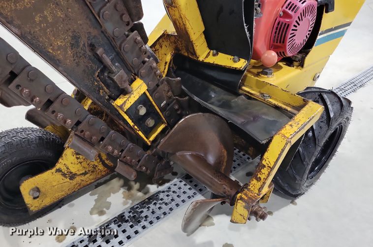 image for item LC9314 1997 Vermeer V1150  trencher