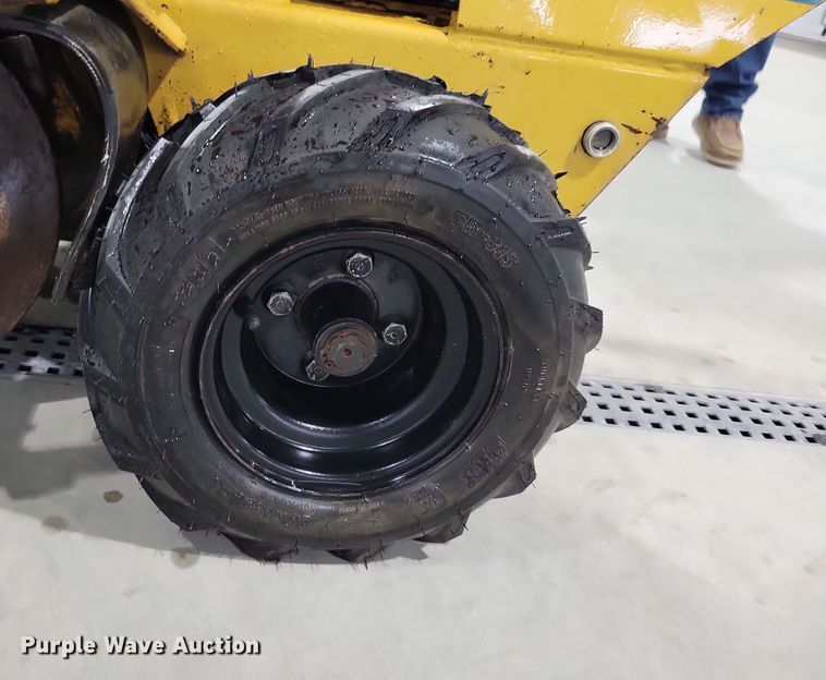 image for item LC9314 1997 Vermeer V1150  trencher