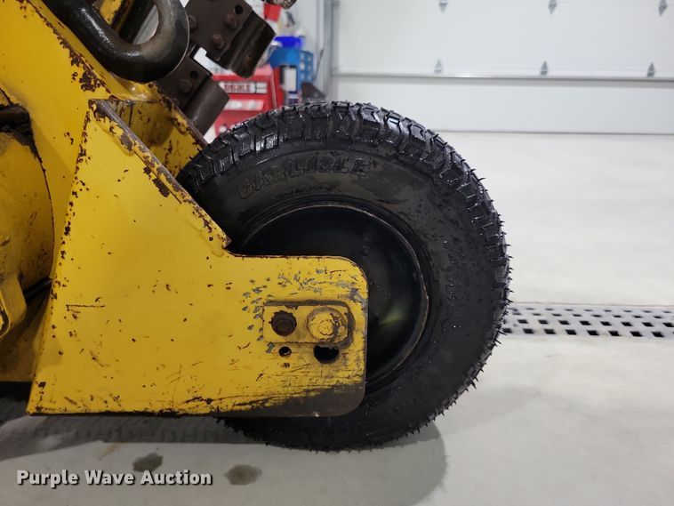 image for item LC9314 1997 Vermeer V1150  trencher