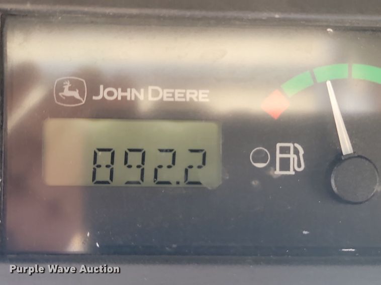 image for item LD9040 2005 John Deere 325  skid steer loader