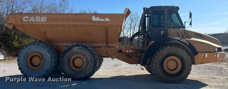 image for item LD9853 2005 Case 340  haul truck